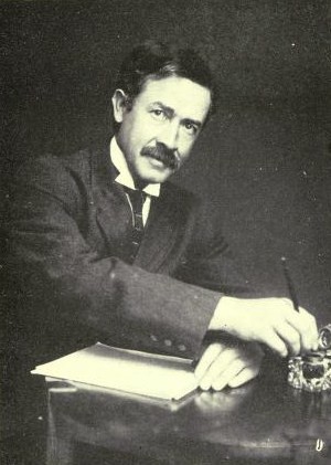 Photo of photos/Peter G McArthur 1866-1924 portait